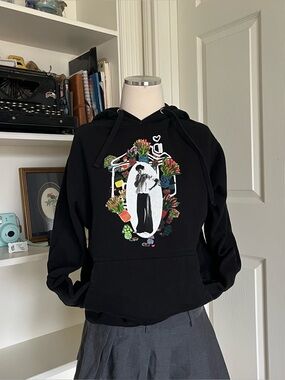 Harry styles’ concert merch hoodie from Harry’s house tour
